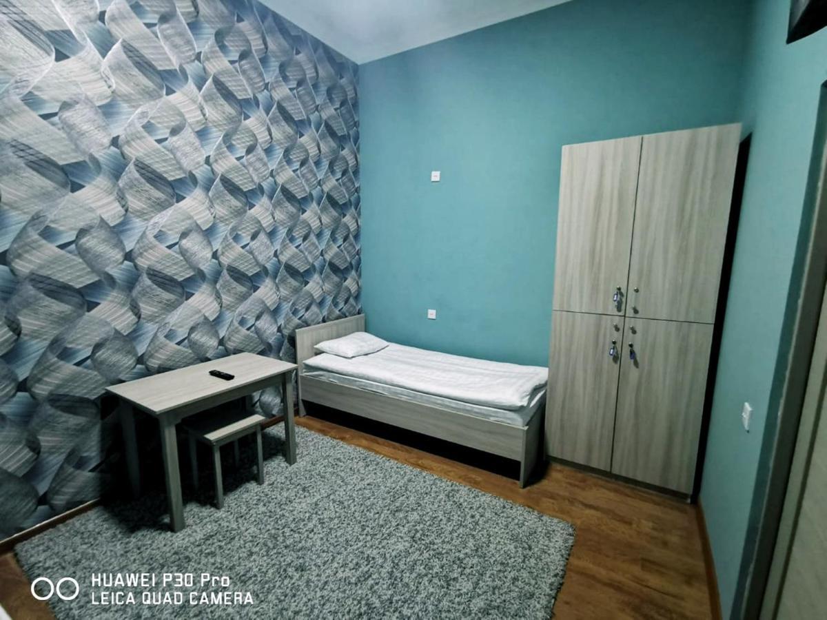 Station Hostel Atyraū Exteriér fotografie
